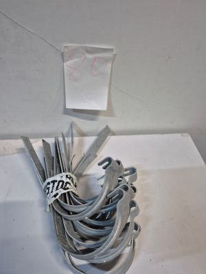 Lot de 15 colliers métalliques UNIVERSEL Ø100 ,en bon état.