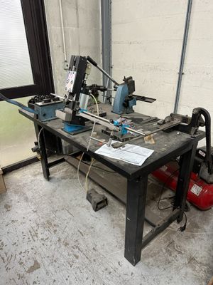 Ensemble d’outils pour fabriquer les formes de découpe dont 1 massicot - Photo 1