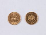 deux pièces d'or portant l'image d'un homme et d'une femme