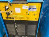 an image of a machine with a bunch of hoses on top of it
