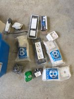 Petit lot de fournitures pour l'électricité comprenant disjo… (photo 4)