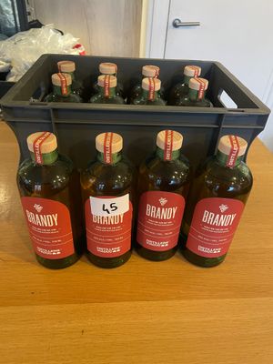 12 bouteilles de Brandy Spiritueux cuvée eau de vie de vin 4… - Photo 1