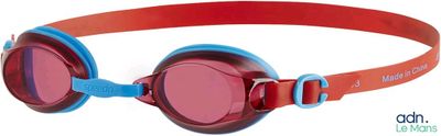 des lunettes de protection rouges et bleues fixées à une ceinture rouge