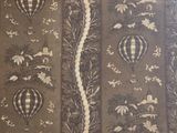 a picture of a wallpaper with a pattern of hot air balloons