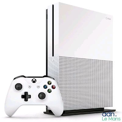 microsoft ' s new white xbox pro console is ready to launch