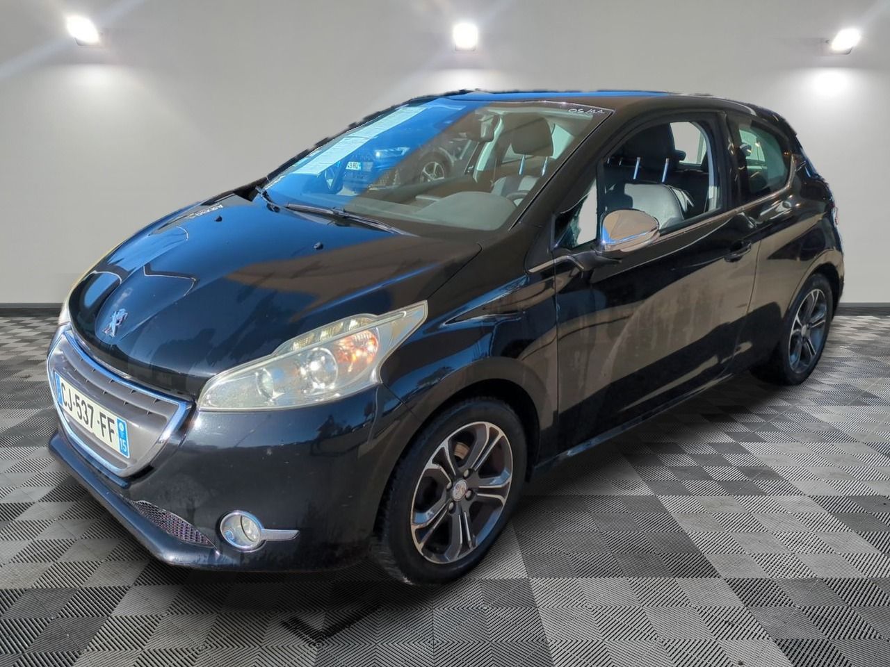 PEUGEOT - 208 1.2 VTI 82CH BVM5 ALLURE - ES - Mise en servic…