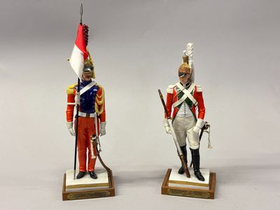 Chevaux légers, lancier de la Garde. Socle en bois (avec a…