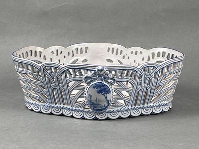 Emile GALLE (Lorraine), période Saint-Clément. Jardinière ov… - Photo 1