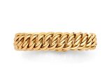 une bague en or jaune ornée d'un motif tressé