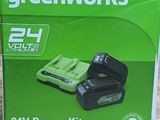 Le kit de batterie 24 volts Greenworkss se trouve dans la boîte