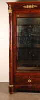 Vitrine rectangulaire en acajou et placage d'acajou flammé, … (photo 4)