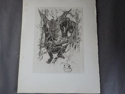 un dessin en noir et blanc représentant un homme assis sur un arbre