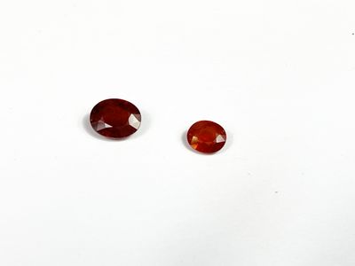 2 grenats orange/rouge ovales 4.58 cts 10.7x9x5 n°1551