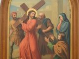 painting of jesus carrying the cross to the people
