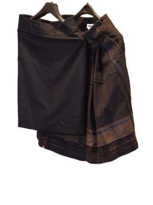 CHRISTIAN LACROIX Réunion de deux jupes comprenant : Christi…