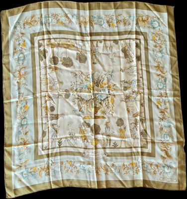 HERMES - Carré en soie modèle "Les jardiniers du Roy" dans l…