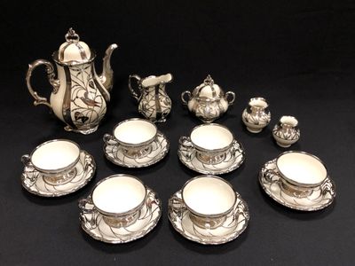 service à thé et à café plaqué argent, avec tasses et soucoupes assorties