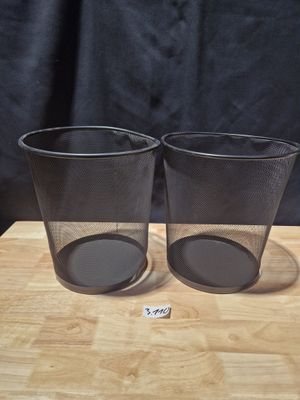 3.110// lot de 2 corbeilles, retour client vendu en l'état