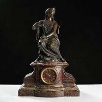 Pendule en marbre avec sujet en bronze allégorie de la poési…