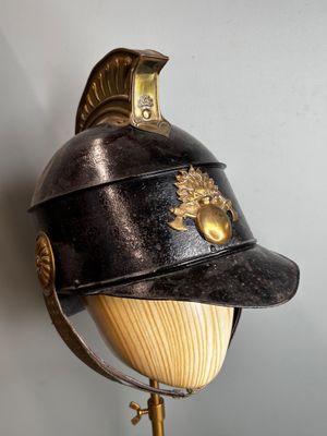 CASQUETTE de feu en tôle, attribut rosettes, jugulaires - Photo 1