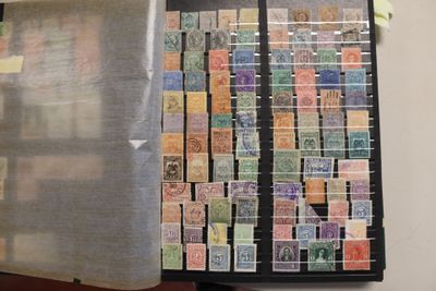 1 album Amérique et Afrique principalement avant 1930