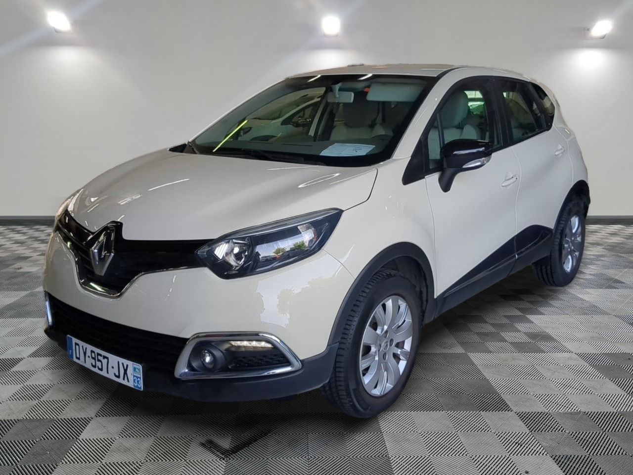 RENAULT - CAPTUR TCE 120 ENERGY E6 ZEN EDC - ES - Mise en service: 22/12/2015 - euro 6