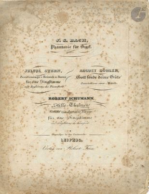 un vieux livre avec un titre en noir et blanc