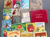 de nombreux livres pour enfants exposés sur une table