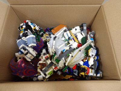 a box full of legos that are in the box