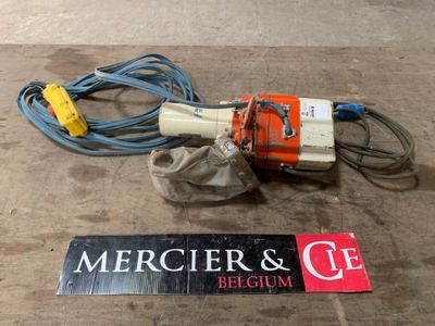 Kito Corp Ed24s - Palan Electrique Capacite 240kg - Chaine 3…