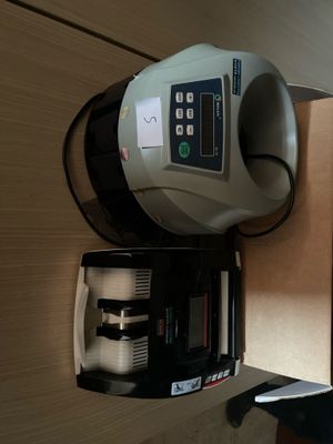 Compteuse de billets et trieuse de pièces - Photo 1