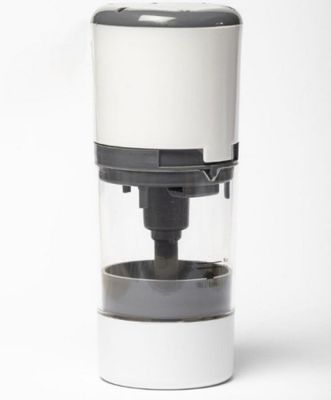 une image représentant un distributeur d'eau sur fond blanc