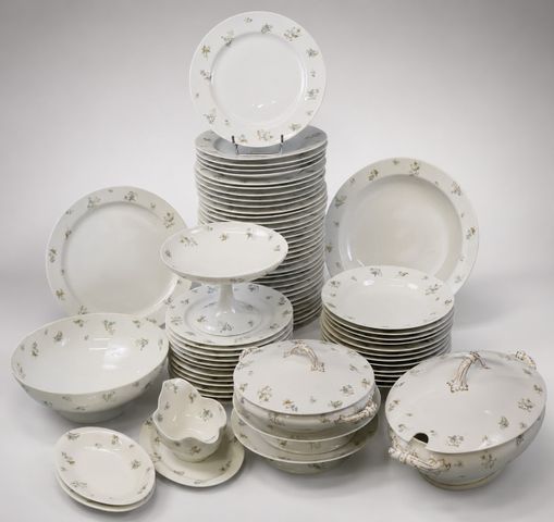 Haviland France. Fin XIXème : service de table en porcelaine de L