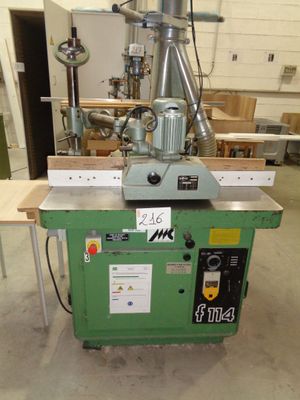 a machine that is sitting in the middle of a room