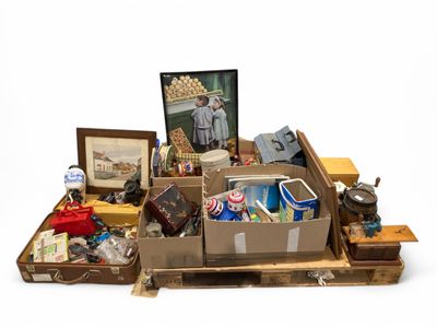 Important ensemble comprenant boîte à musique, mécano, ensem…