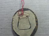 a tag that has a picture of a cat on it