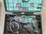 a tool in the case that is sitting on the floor