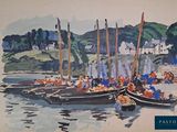 de nombreux bateaux qui restent dans l'eau