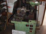 a machine that is sitting in the middle of a room