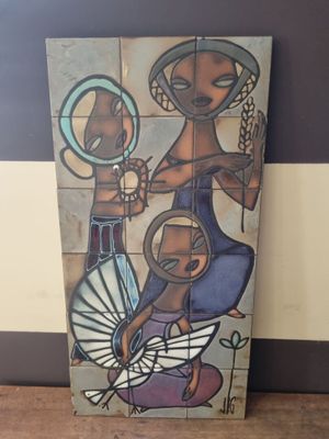 a picture of a painting on the wall of a room