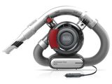 Aspirateur Black & Decker avec tuyau, sur fond blanc