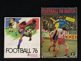 deux livres posés sur une table