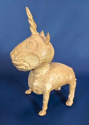Licorne en céramique émaillée travail des années 70 L:25cm;l…