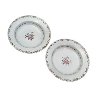 CHINE Compagnie des Indes Paire d'assiettes creuses en porce…