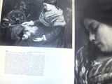 deux images représentant une femme et un chat dans un livre