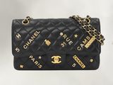 chanel sac à rabat en agneau matelassé noir