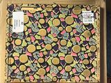 a picture of a box with a picture of a pattern on it