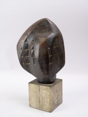 MARQUES (XX), Compositions, chêne, socle métallique, H : 39 …