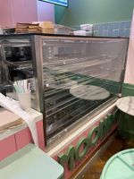 Vitrine de comptoir service arrière sans marque apparente 3 …