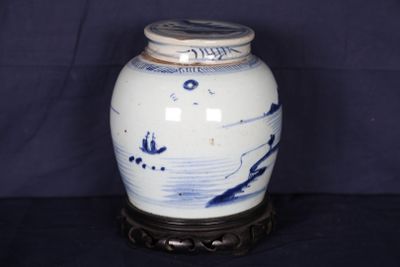 EXTREME-ORIENT Pot à gingembre en porcelaine polychrome à dé…